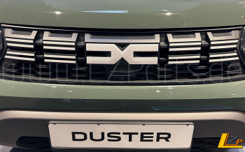 Dacia Duster II Phase III New Logo Frontgrill Mit Kamera