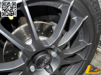 2x Zimmermann Sport-Bremsscheibe  + Keramik Bremsbeläge / Gelocht Dacia Duster 1.6 16V Benzin