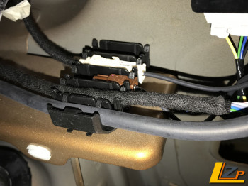 Haifischflossen Shark Fin Antenne FM AM GPS DAB Renault Dacia Haifischflossen Shark Fin Antenne FM AM GPS DAB Renault Dacia