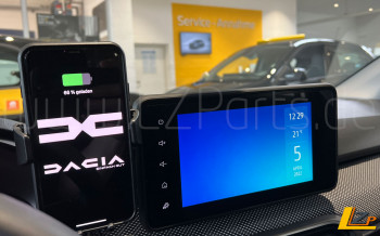 Renault Dacia Wireless Charger Smartphone Qi