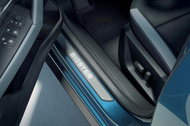 Dacia Bigster Einstiegsleisten Set