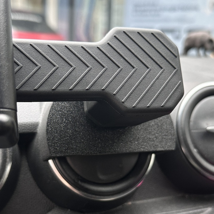 Dacia Grundplatte für die Lüfterdüse