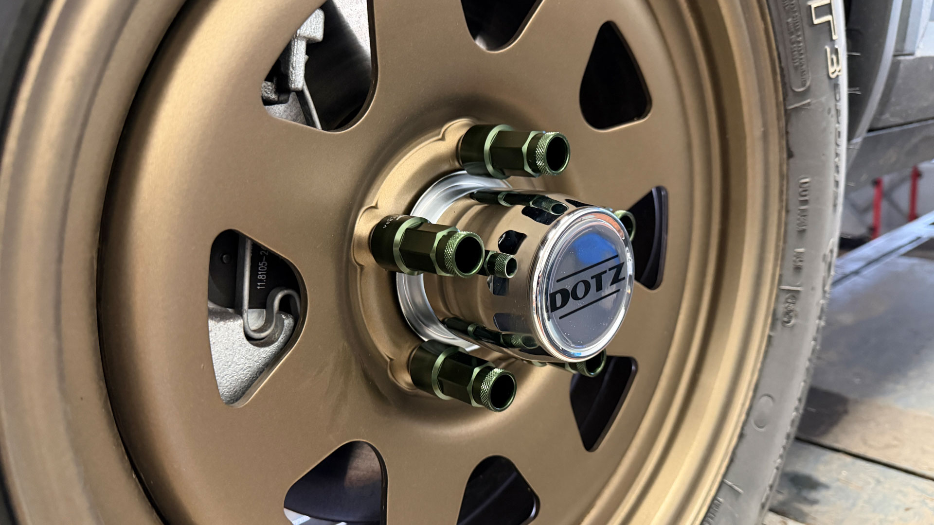 Die Racing Bolts haben ihre eigene Rubrik bei uns und zum Deckel kommst Du direkt